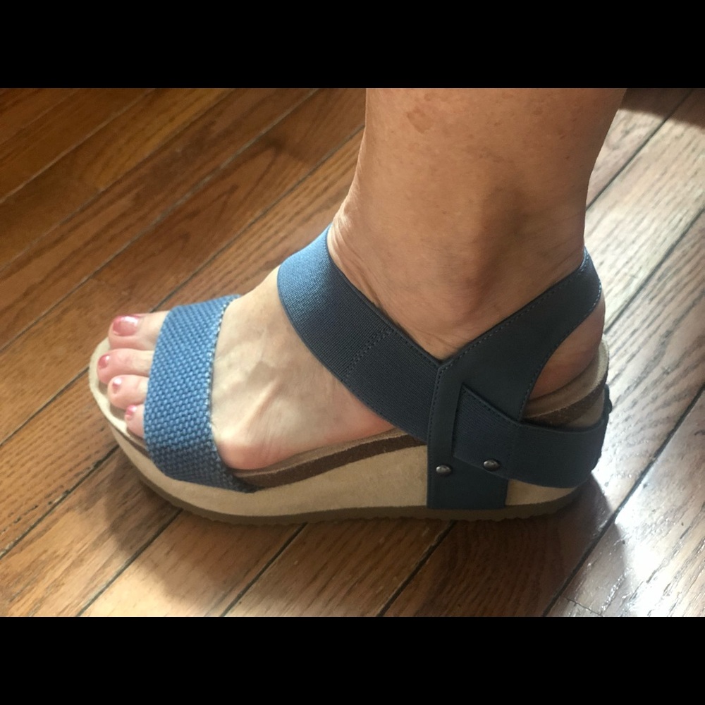 Hokus Pokus Jenny Wedge Sandals.
